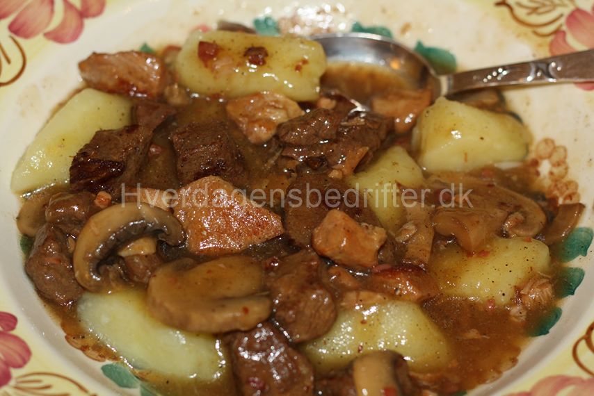 Gulasch med champignon